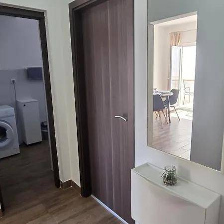 Ruza Rg Apartment Rogoznica (Sibenik-Knin)