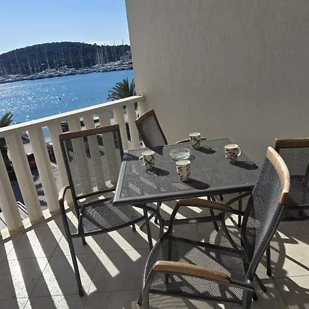 Ruza Rg Rogoznica (Sibenik-Knin)