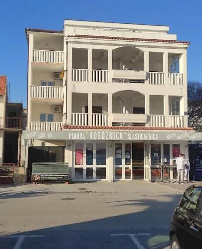 Ruza Rg Rogoznica (Sibenik-Knin)